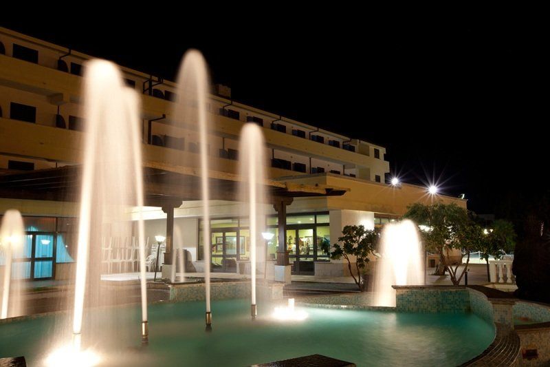 Club Esse Costa Dello Jonio Hotel Mandatoriccio Marina Exterior photo
