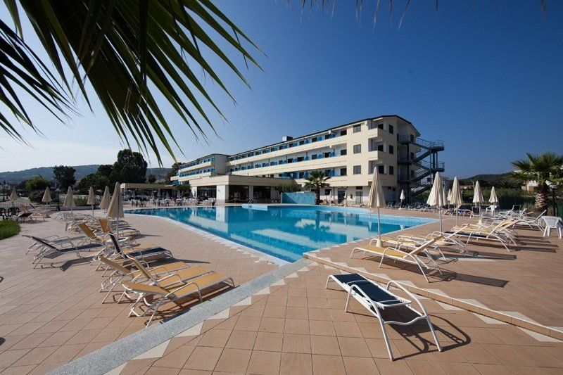 Club Esse Costa Dello Jonio Hotel Mandatoriccio Marina Exterior photo
