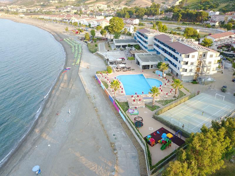 Club Esse Costa Dello Jonio Hotel Mandatoriccio Marina Exterior photo